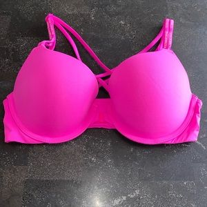 Victoria’s Secret T Shirt PushUp Full Coverage Bra
